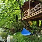 Luxury Riverfront With Pool&sports