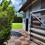 Luxury Riverfront With Pool&sports Uvac